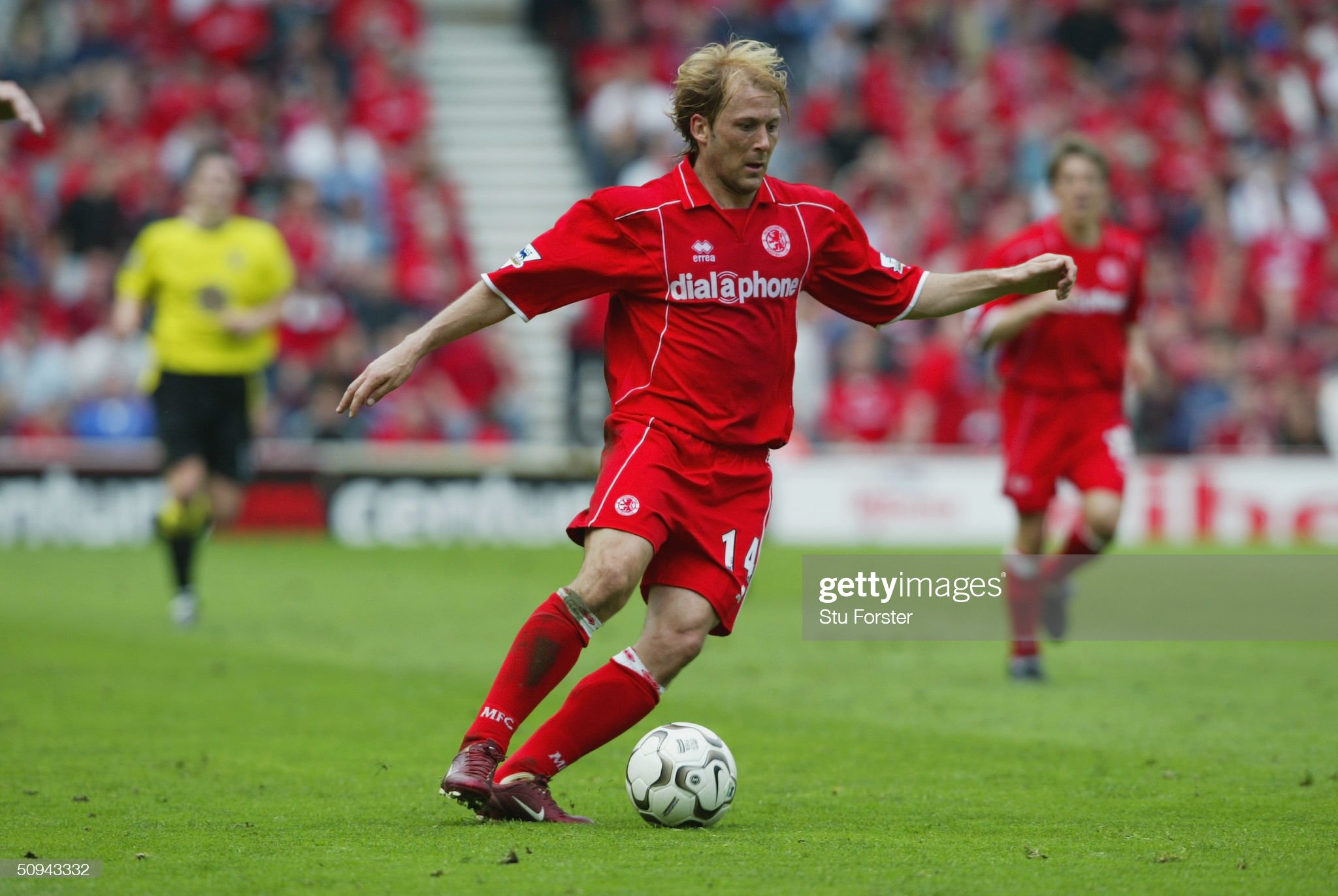 Jay-Jay Okocha, Bolton Wanderers Stock Photo - Alamy