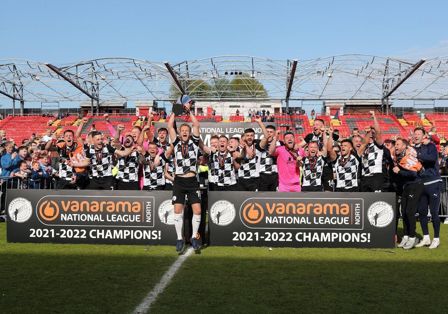 Gateshead FC lift the National League North Trophy after 21 win