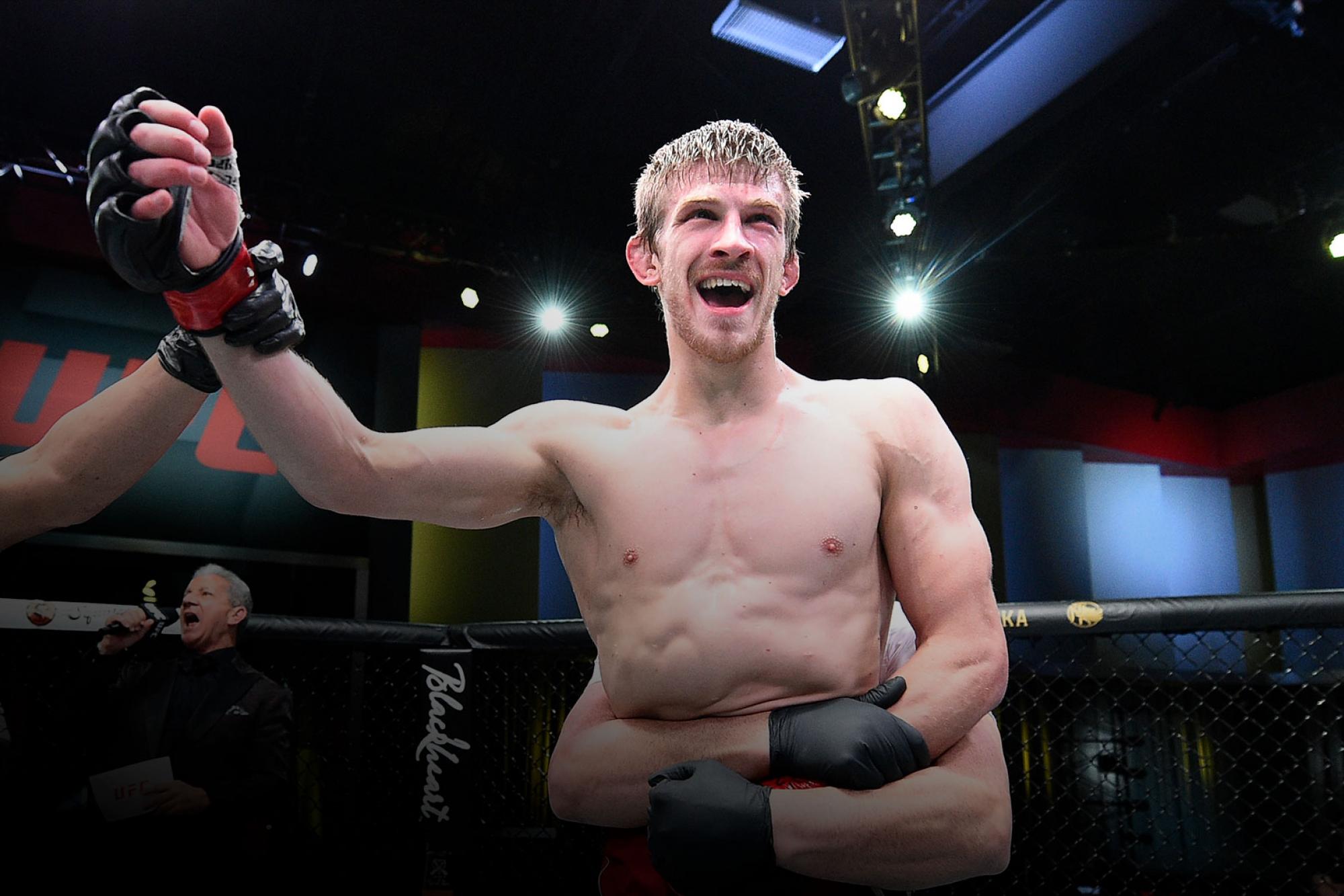 Undefeated Sunderland MMA fighter Mick Parkin lands a heavyweight